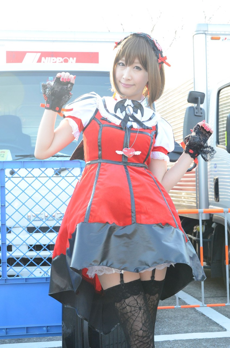Illustration for article titled Salute Comiket's Cosplay Insanity: Day One